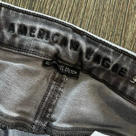 American Eagle Hi-Rise Jegging Jeans Super Stretch Distressed Denim Grey Size 10 - Picture 8 of 12